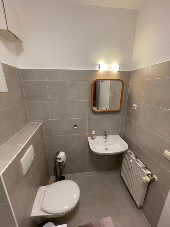 Ruhige Ferienwohnung Rostock Exterior foto